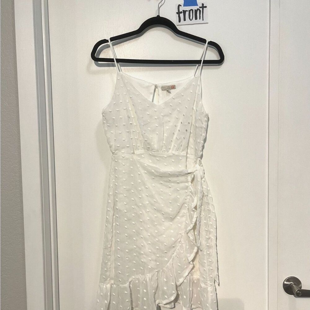 White Polka Dot Wrap Dress w/ Ruffle Hem - Size M